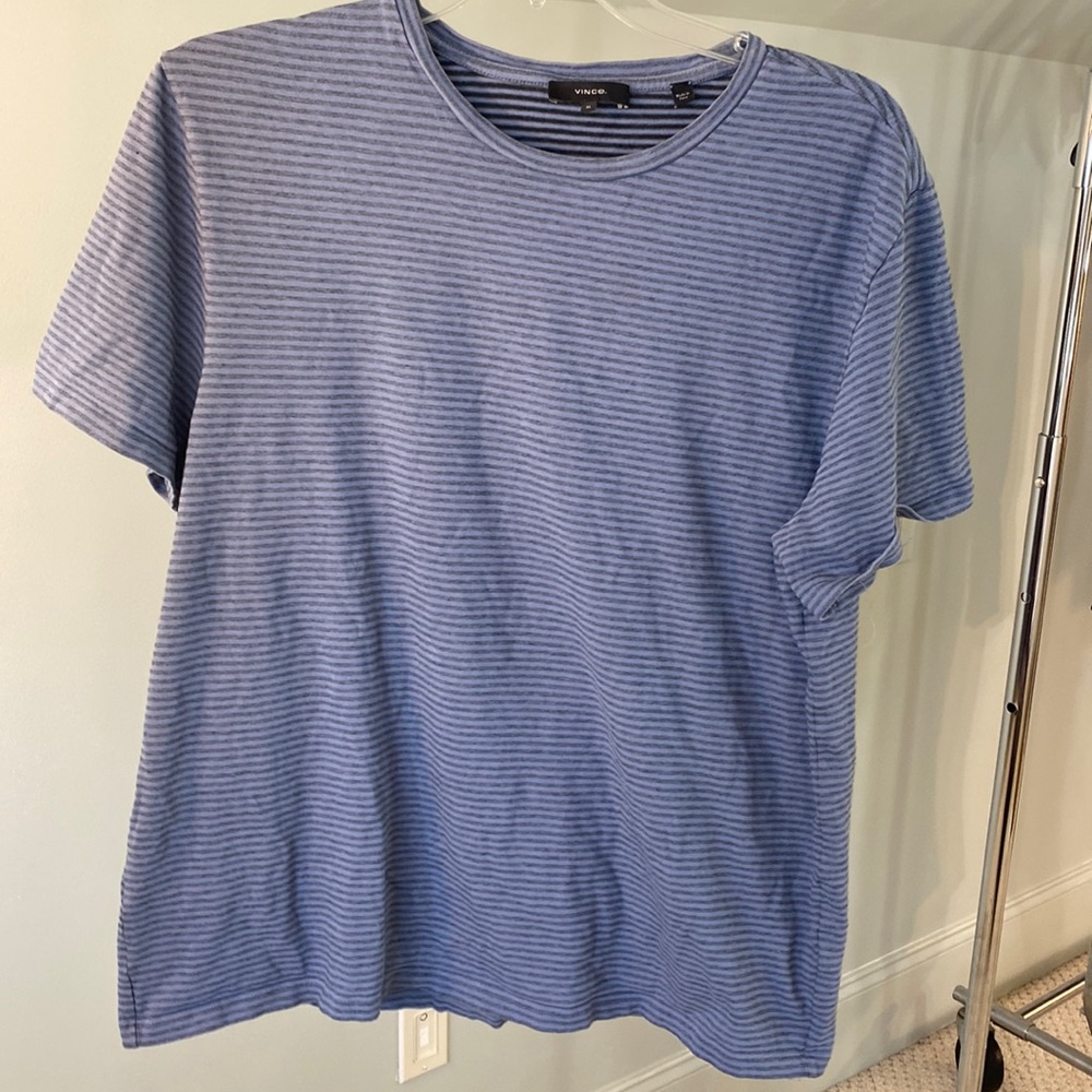Vince T Shirt like new !